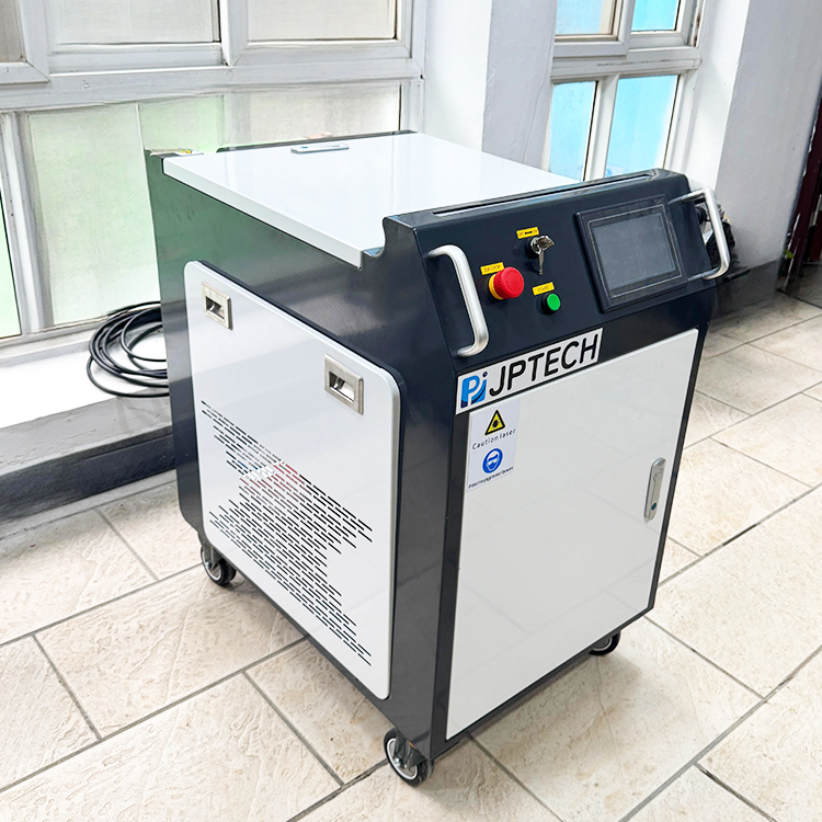 Máquina de Limpeza a Laser de  - Industrial Laser Cleaning Machine Price avaliação e preço