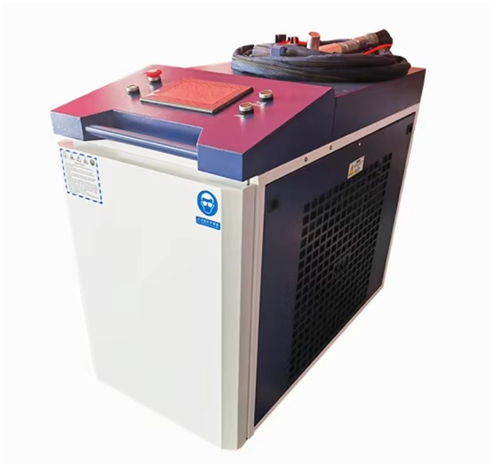 Máquina de Limpeza a Laser de  - Industrial Laser Removal Machine avaliação e preço